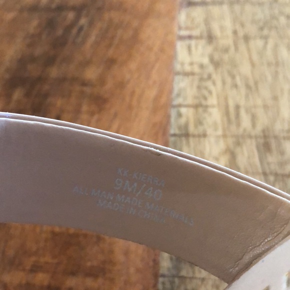 Kelly & Katie Nude Heels size 9M - Picture 8 of 8